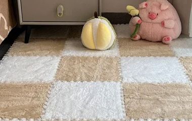 Мягкие покрытия на пол детской комнаты: ковер, ковролин или маты