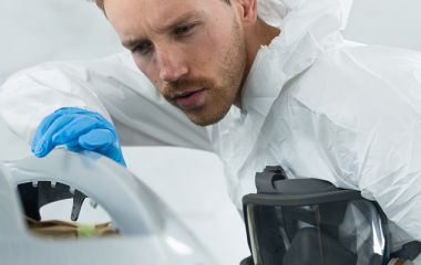 Автомобильная шпатлевка и краска в быту: границы разумного применения